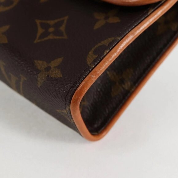 LOUIS VUITTON Monogram Pochette Florentine Waist bag M51855 LV Auth 119554AM - Picture 5 of 16